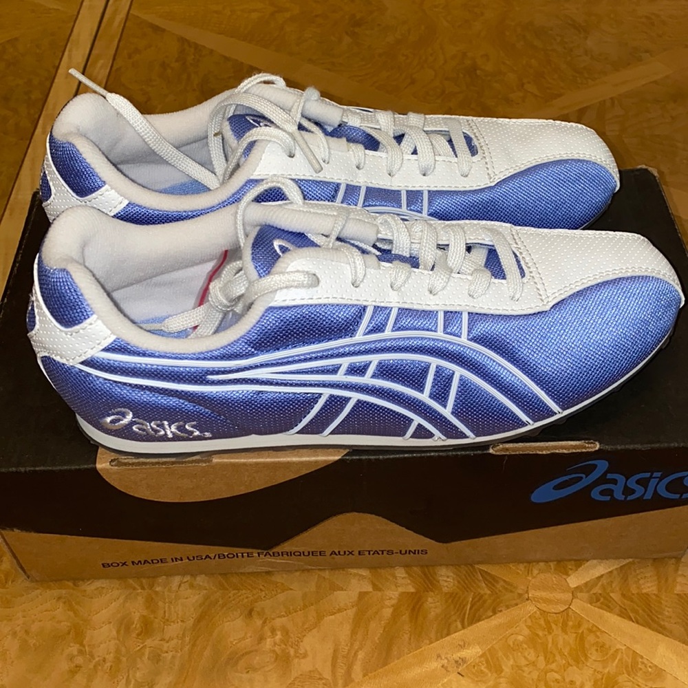 ASICS Hyper Rocket Girl RV Track & Field Spike shoes size 7.5 New